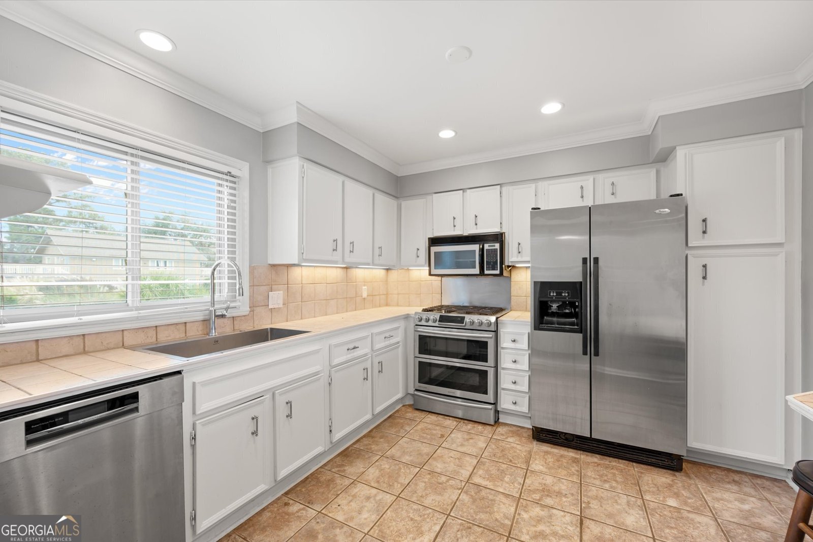 12502 Apache Avenue Savannah - 14