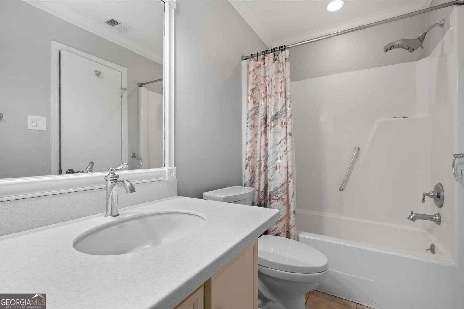12502 Apache Avenue Savannah - 24