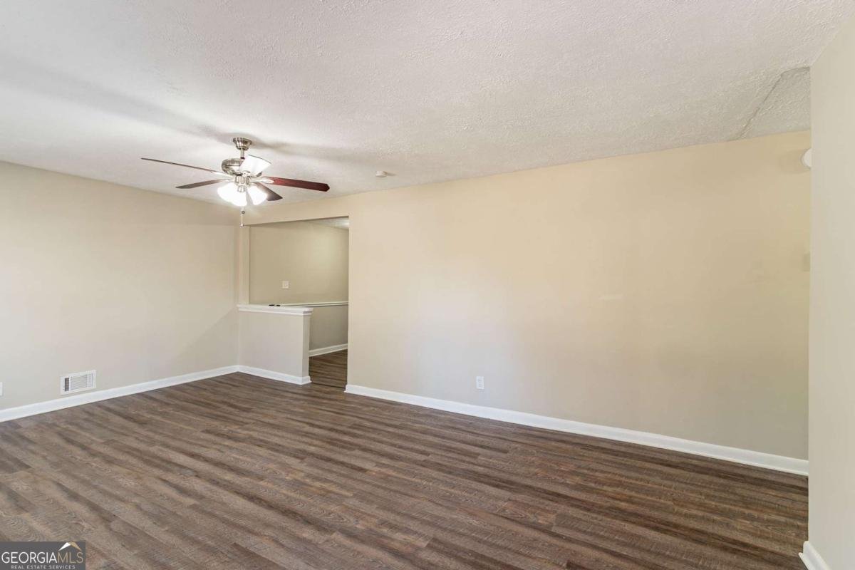 2330 Dorsey Avenue Atlanta - 4