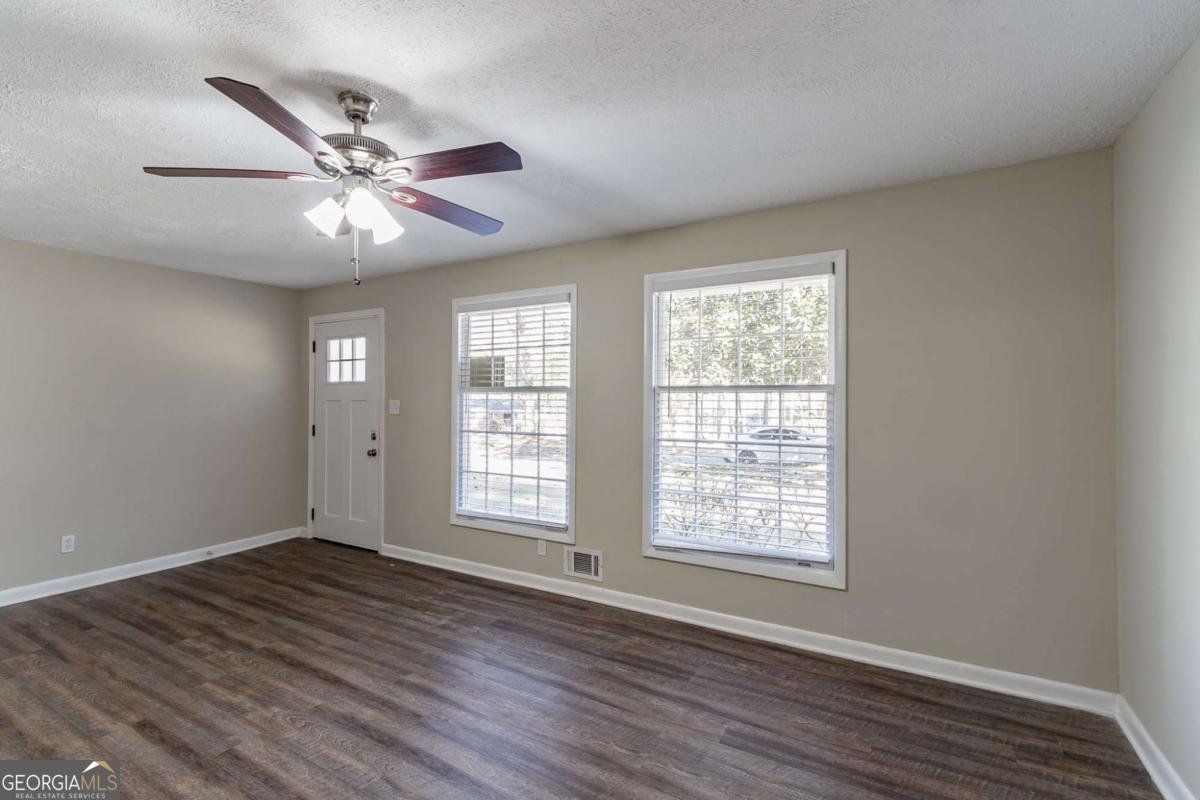 2330 Dorsey Avenue Atlanta - 5