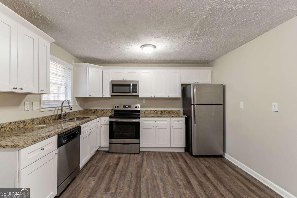 2330 Dorsey Avenue Atlanta - 6