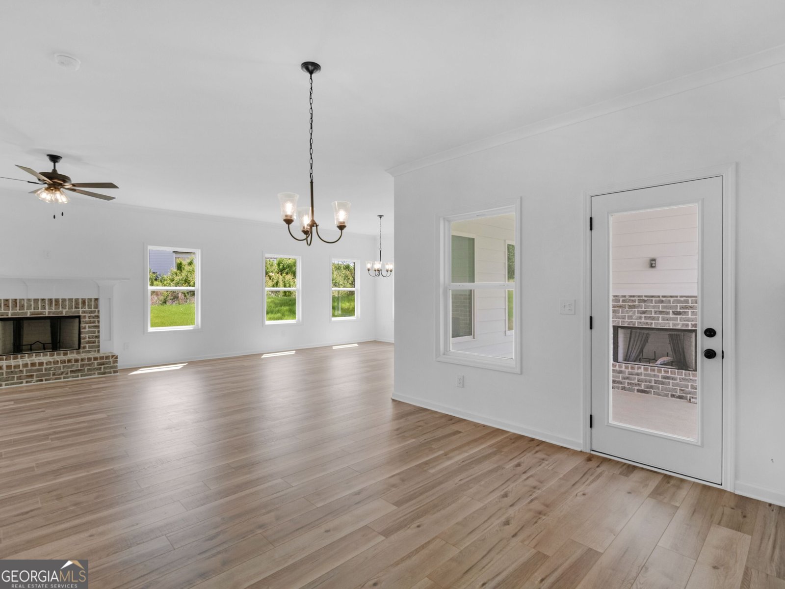 1317 SYCAMORE Circle Griffin - 23