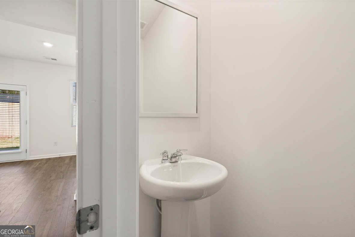 12116 Conrad Circle Hampton - 26