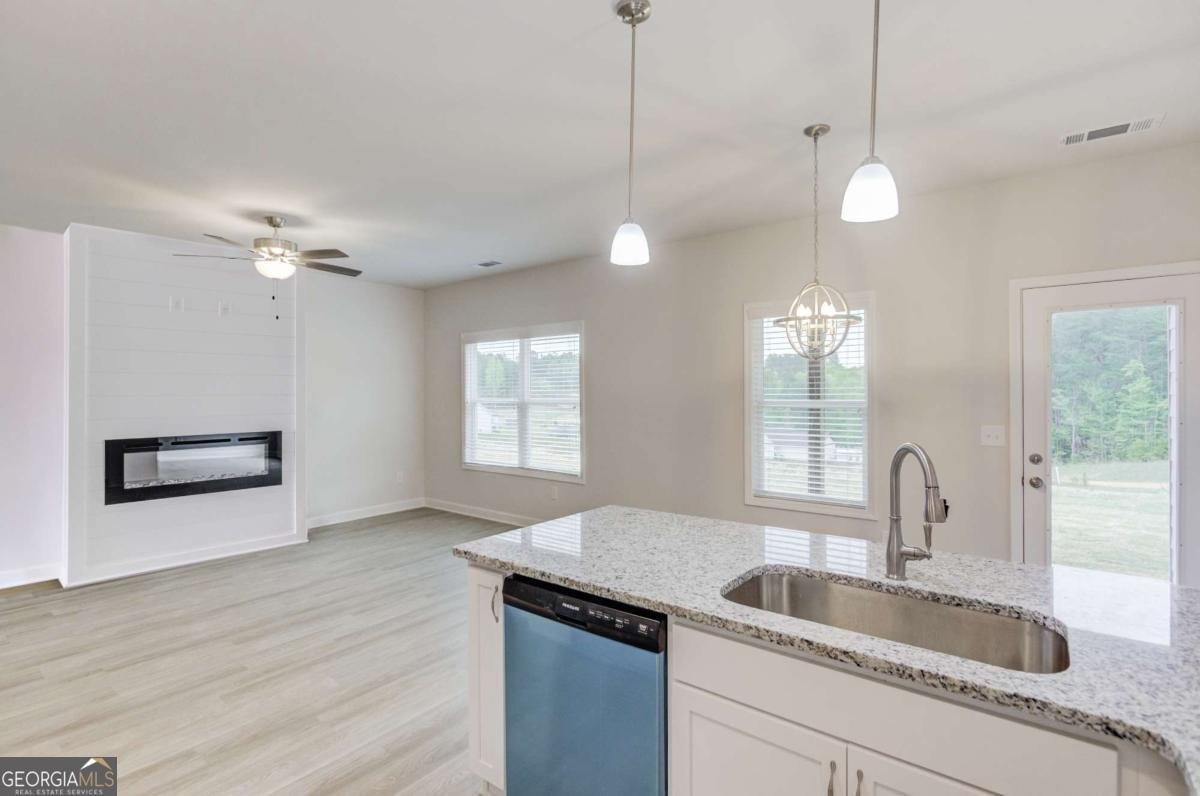 6389 Pine Ridge Point Lula - 10
