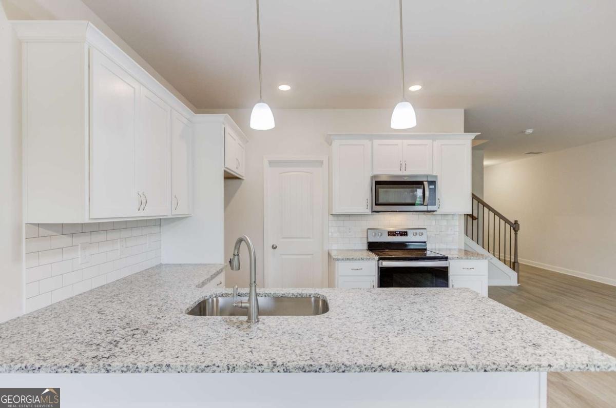 6389 Pine Ridge Point Lula - 8