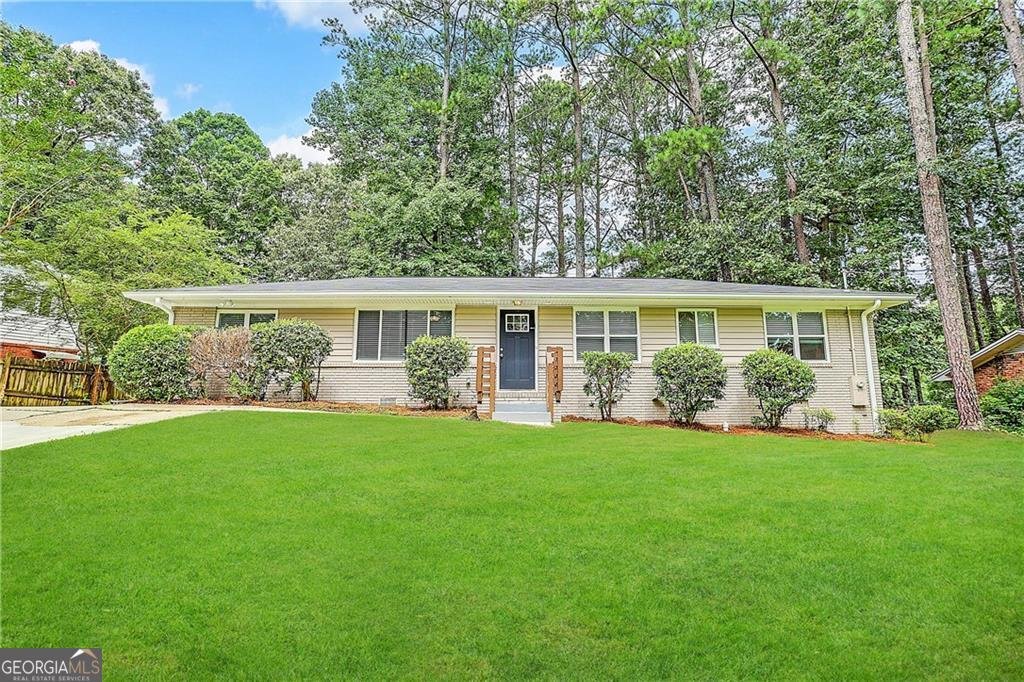 3029 McKenzie Road East Point - 1