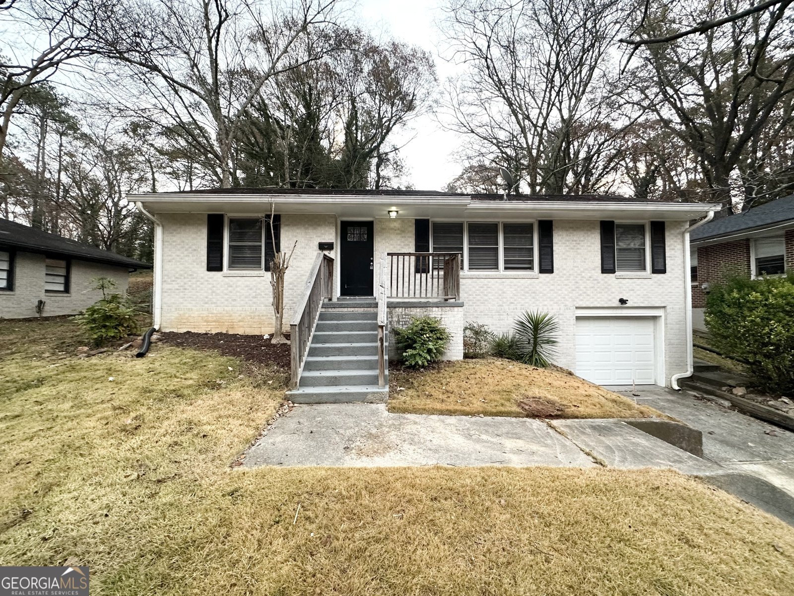 2816 Cloverhurst Drive East Point - 2