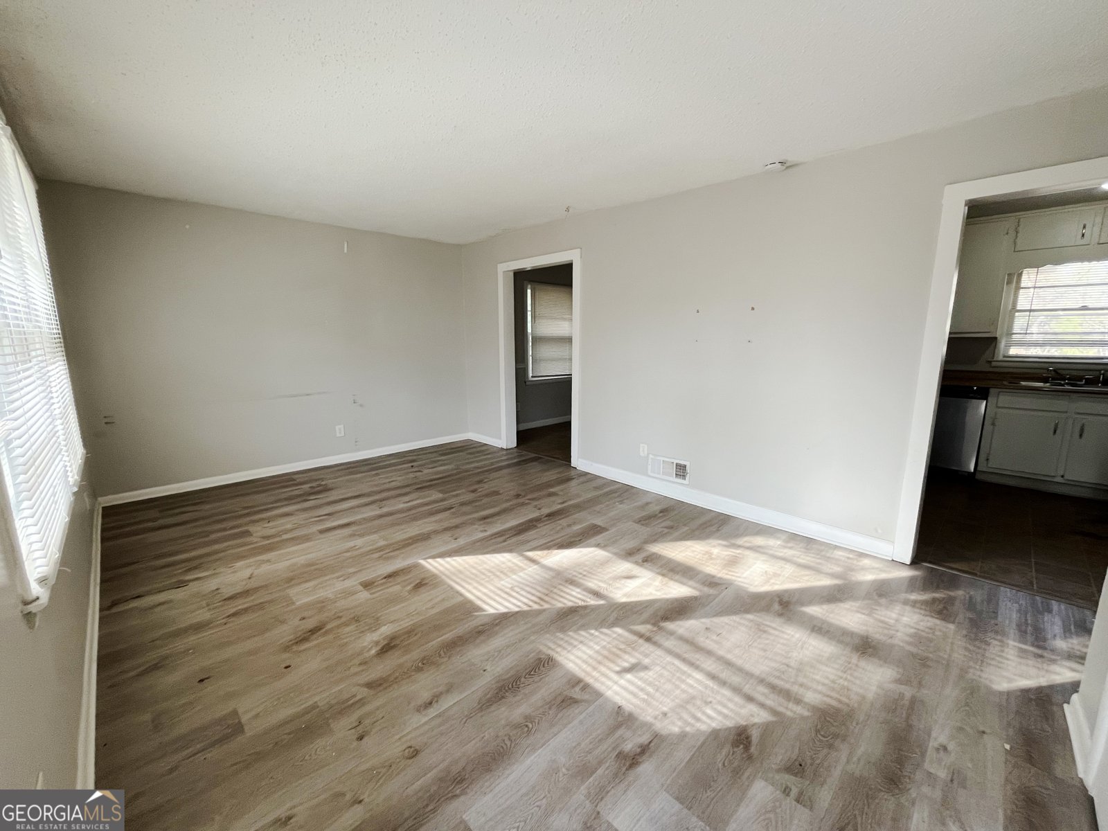 422 Windsor Drive Forest Park - 5