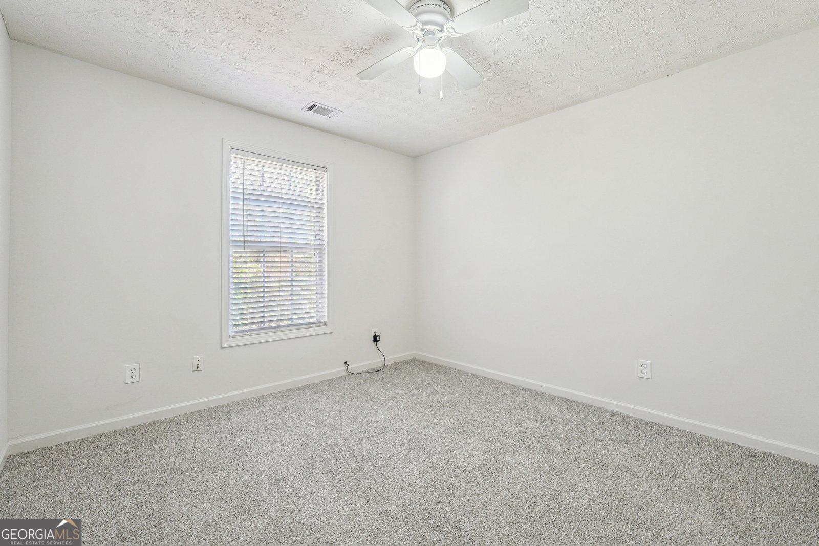 5862 Homestead Circle Rex - 16