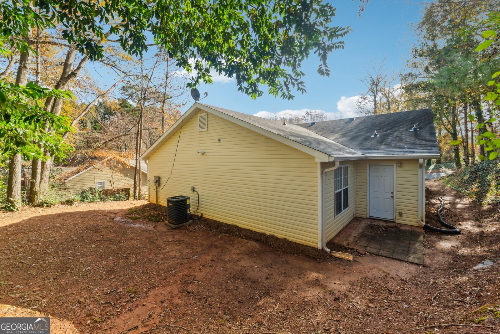 5862 Homestead Circle Rex - 26