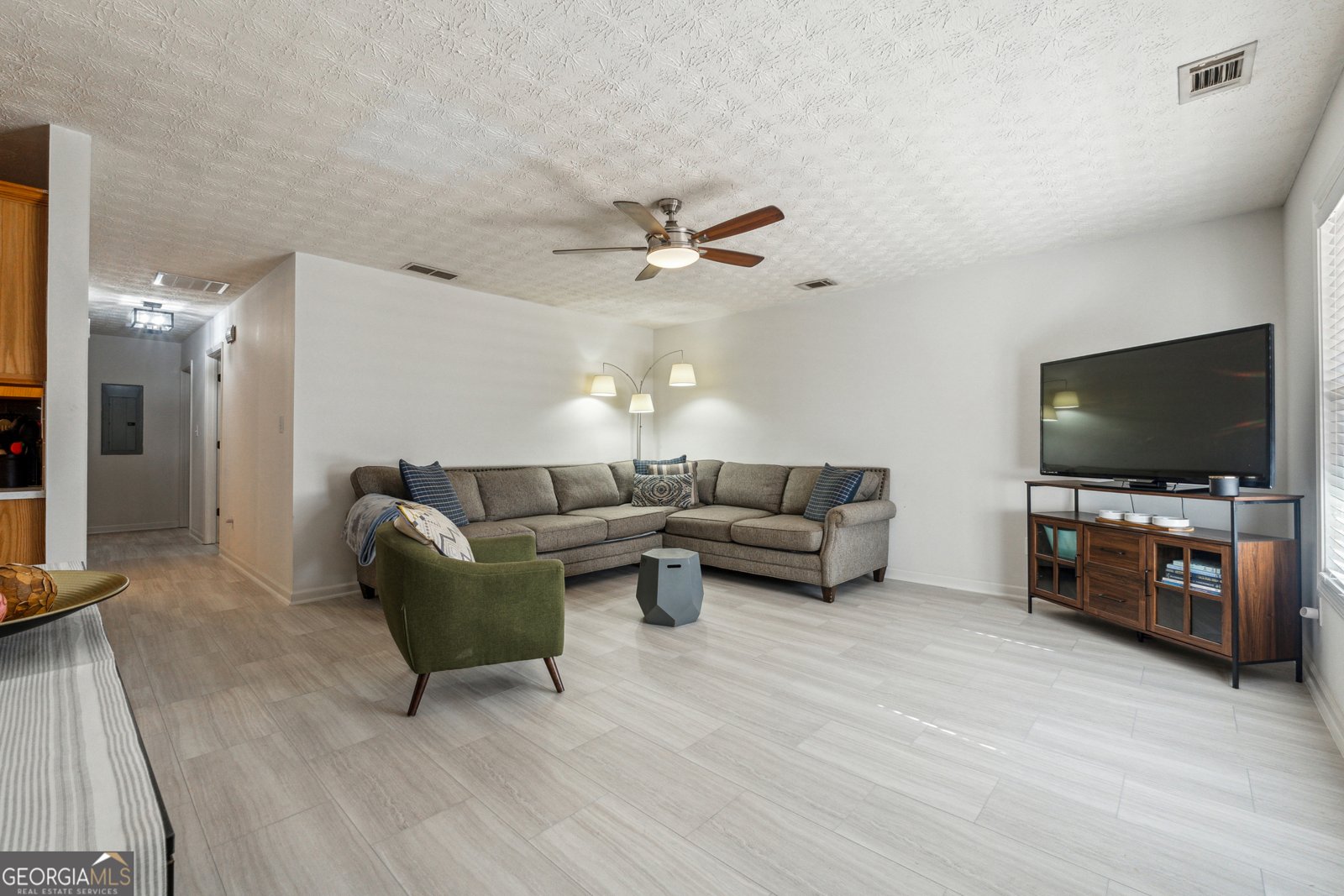5862 Homestead Circle Rex - 4