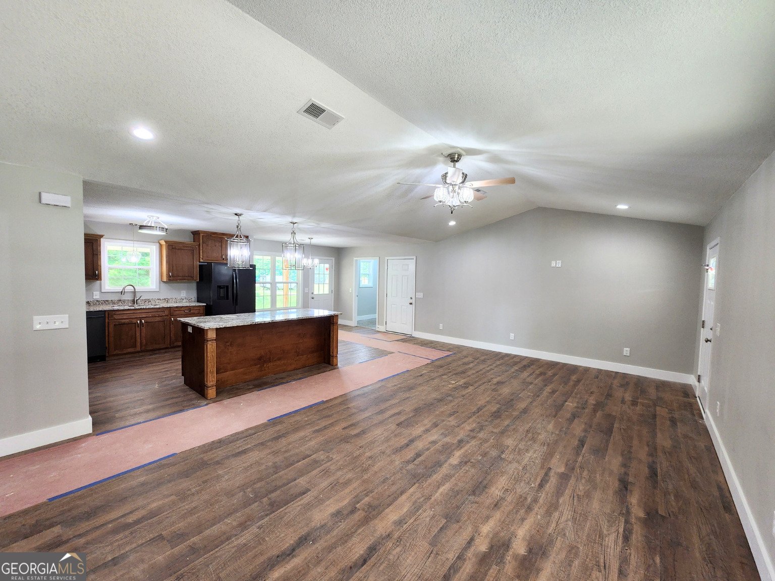 7985 County Road 16 Centre - 7
