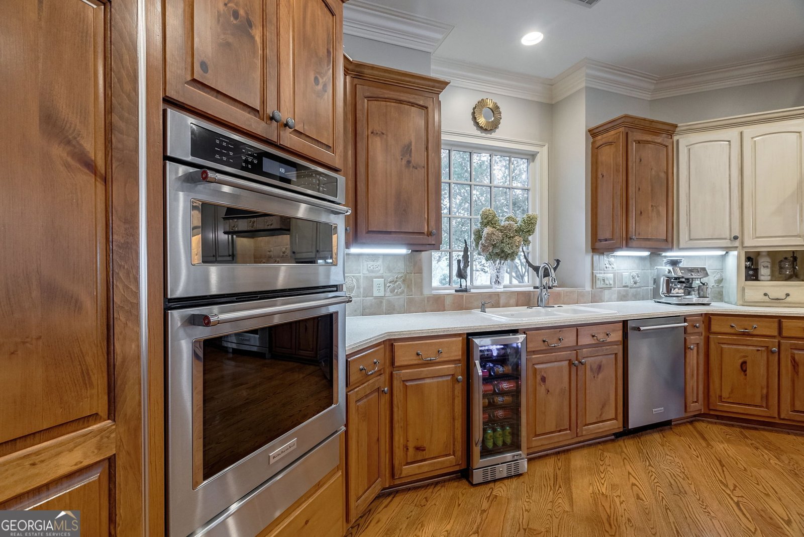 8814 River Road Columbus - 27