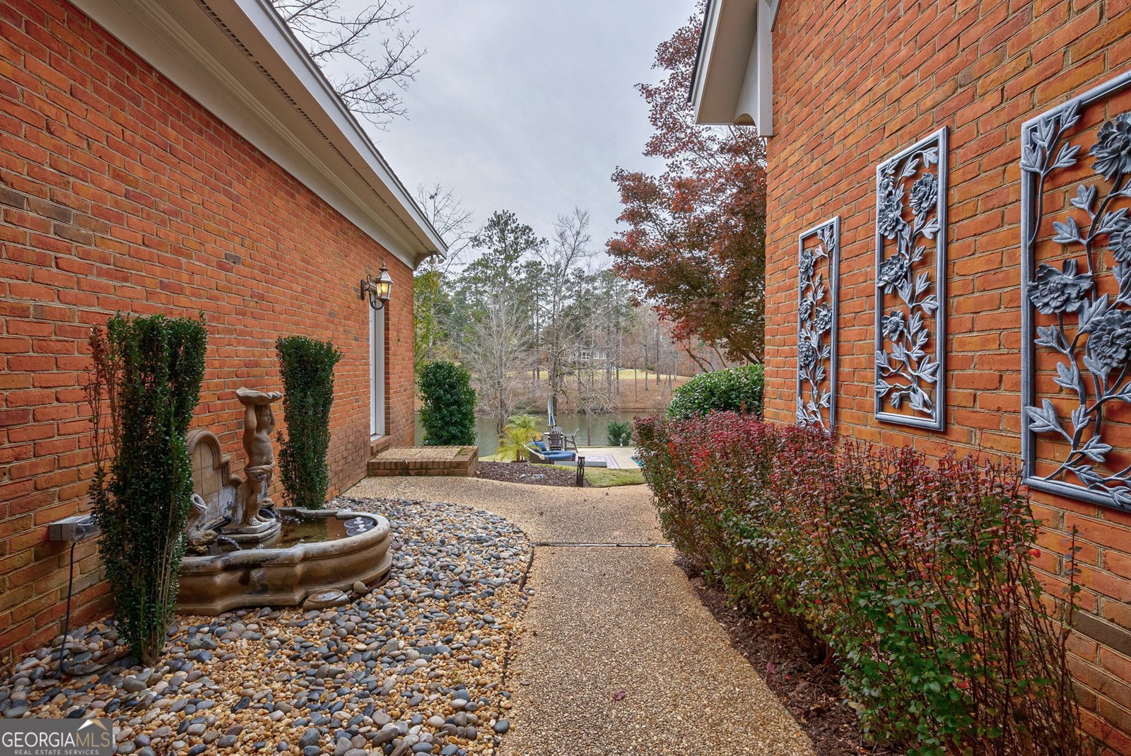 8814 River Road Columbus - 54