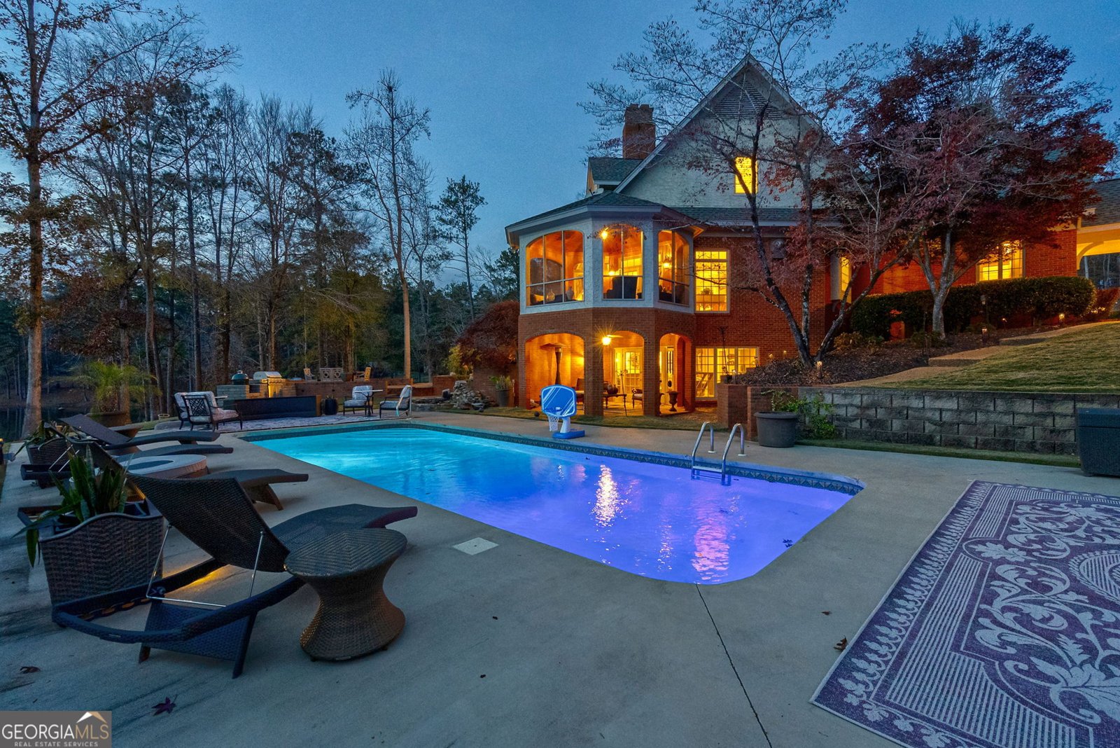8814 River Road Columbus - 63