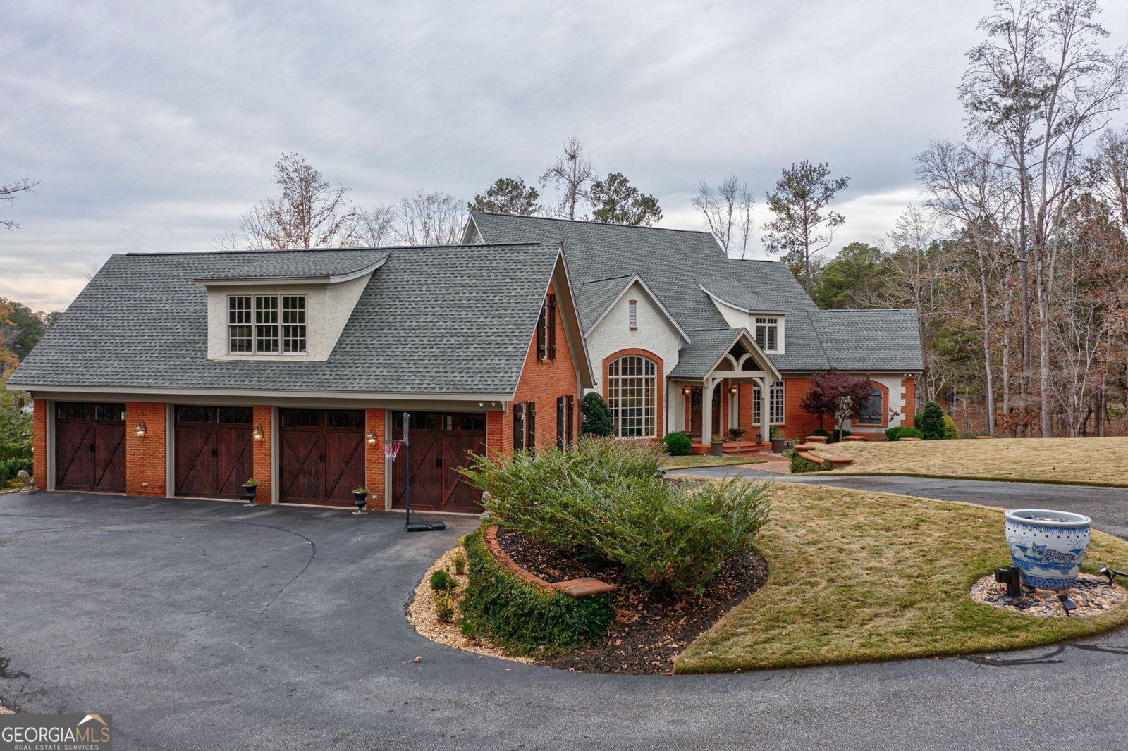8814 River Road Columbus - 67