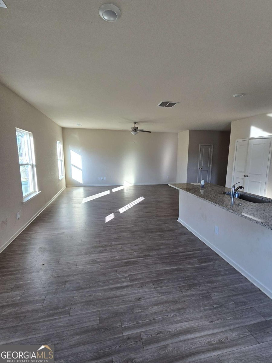 552 Moline Way Locust Grove - 2