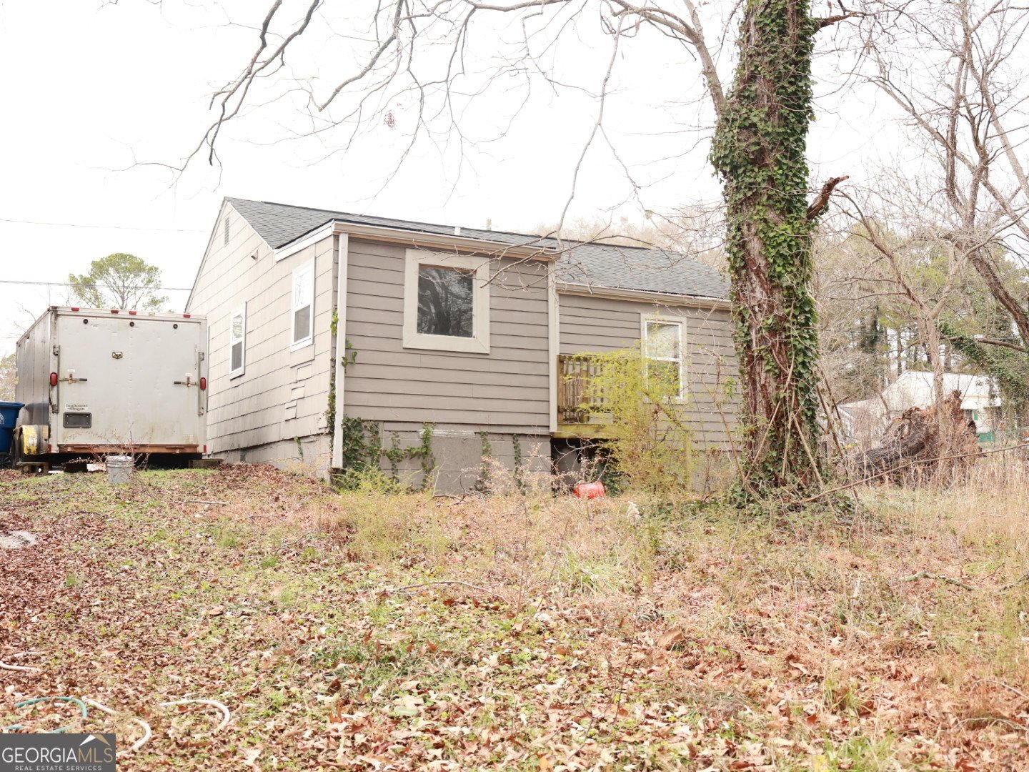 561 Commercial Avenue Atlanta - 19