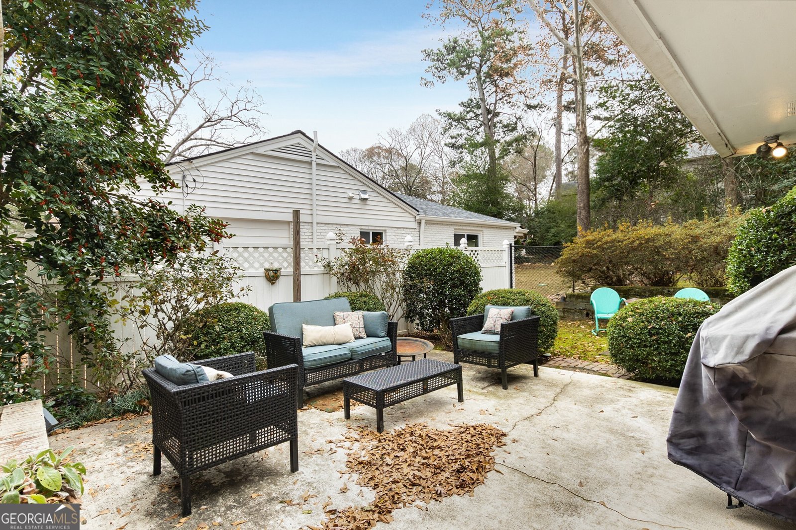 3027 Saint Annes Lane Atlanta - 24