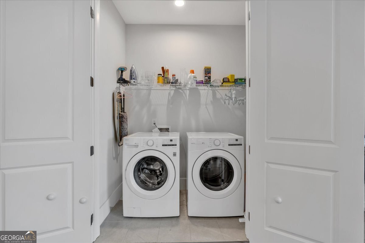 6890 Peachtree Dunwoody Road Atlanta - 23