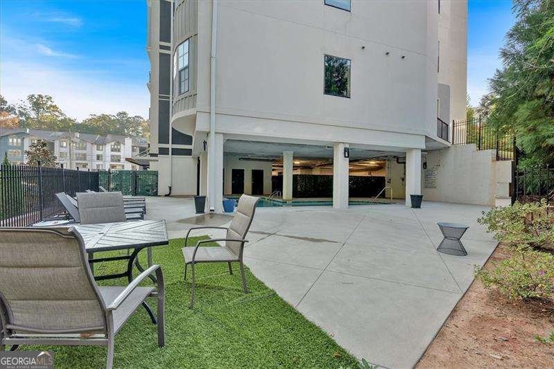 6890 Peachtree Dunwoody Road Atlanta - 26