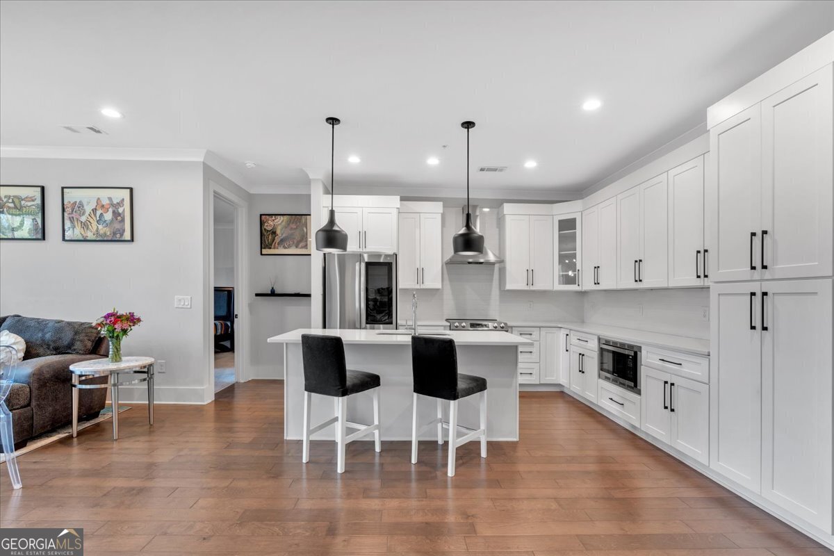 6890 Peachtree Dunwoody Road Atlanta - 6