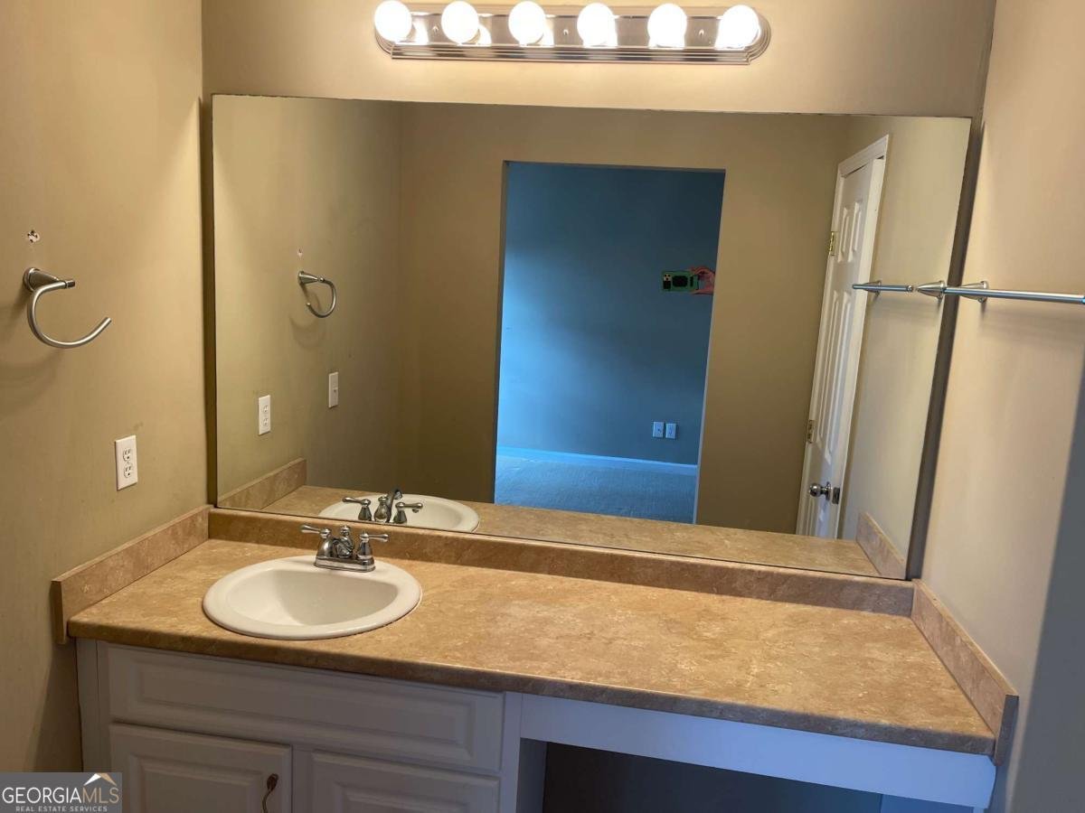 800 Crestside Court Austell - 10