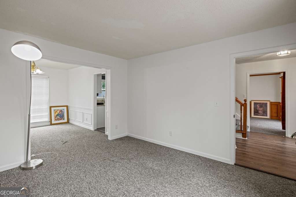 308 MAINSAIL Lane Woodstock - 33