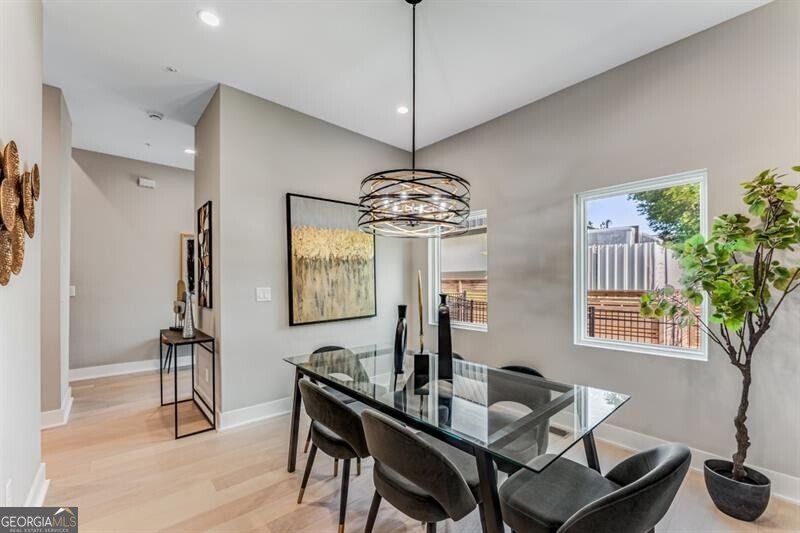1099 North Avenue Atlanta - 11