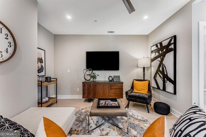 1099 North Avenue Atlanta - 33
