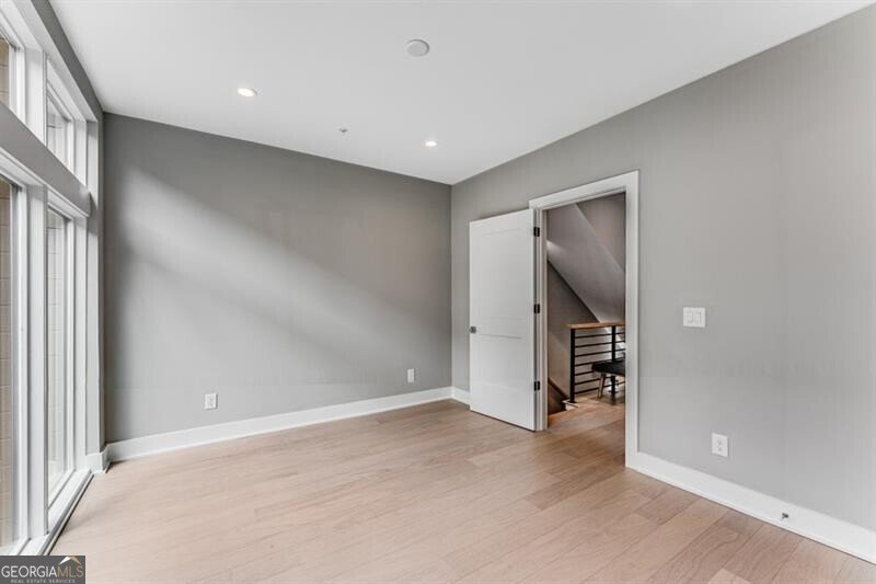 1099 North Avenue Atlanta - 8