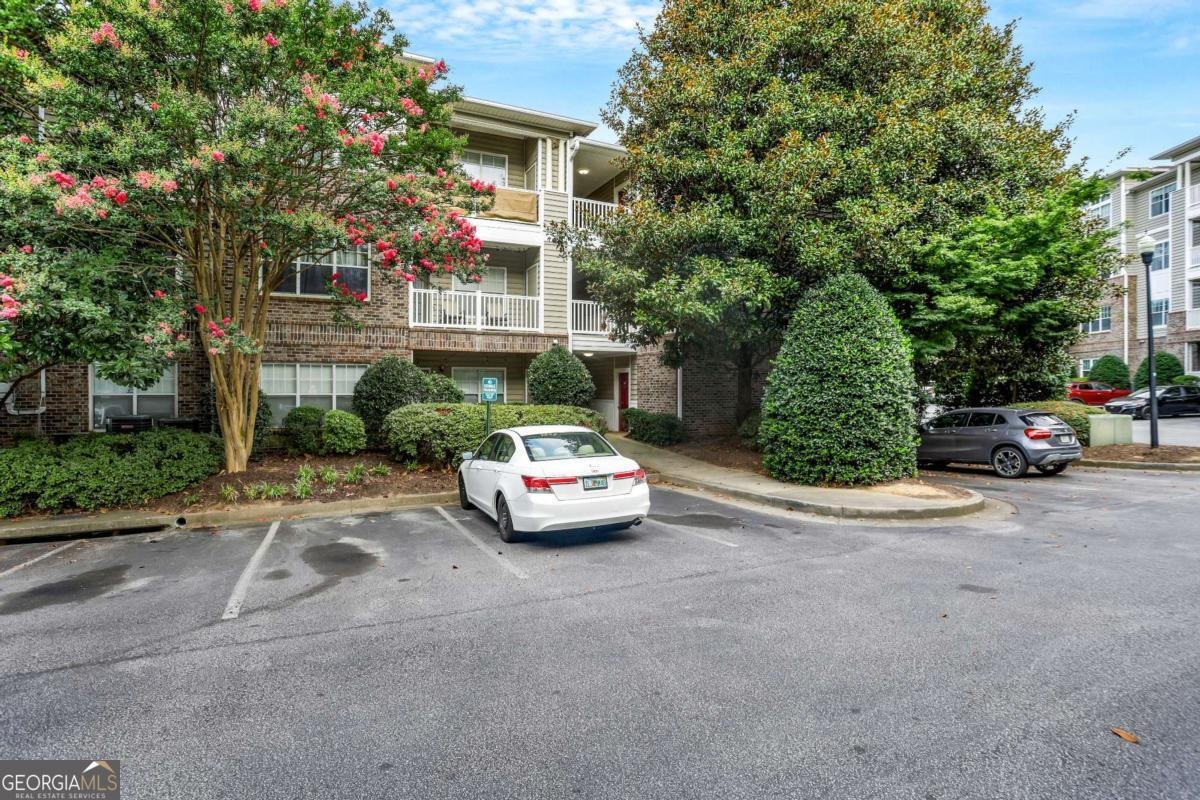 2700 Pine Tree Road Atlanta - 25