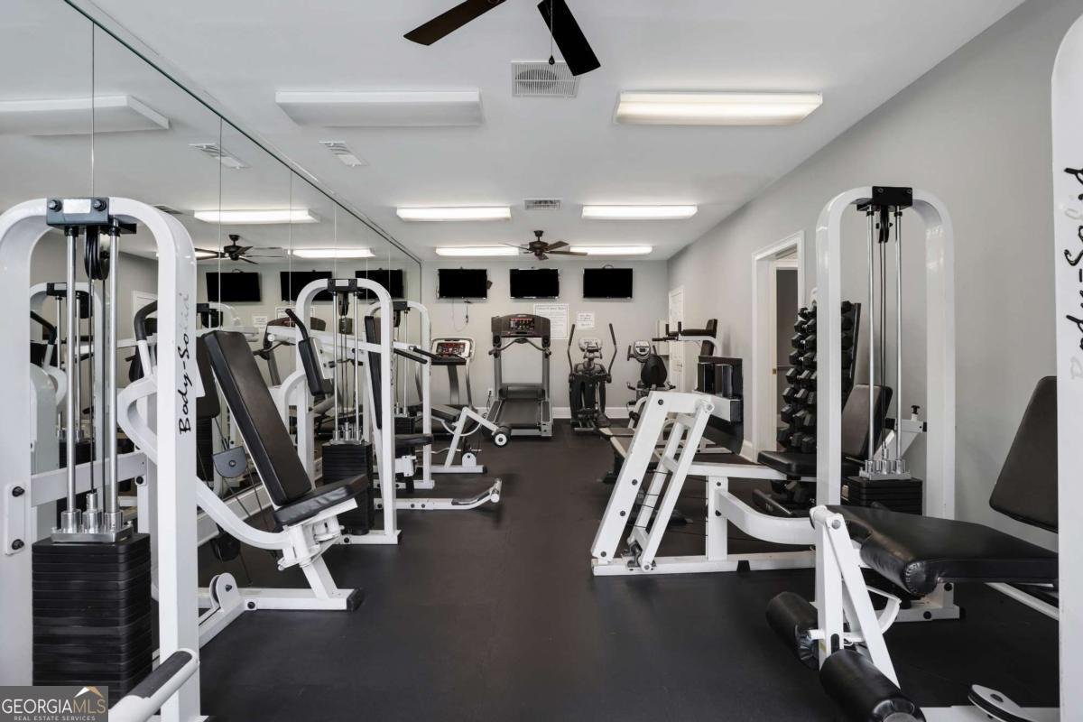 2700 Pine Tree Road Atlanta - 27