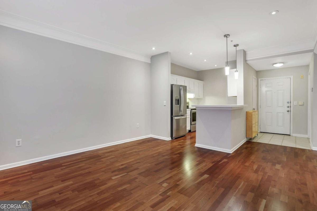 2700 Pine Tree Road Atlanta - 4