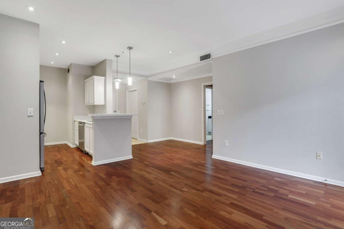 2700 Pine Tree Road Atlanta - 5
