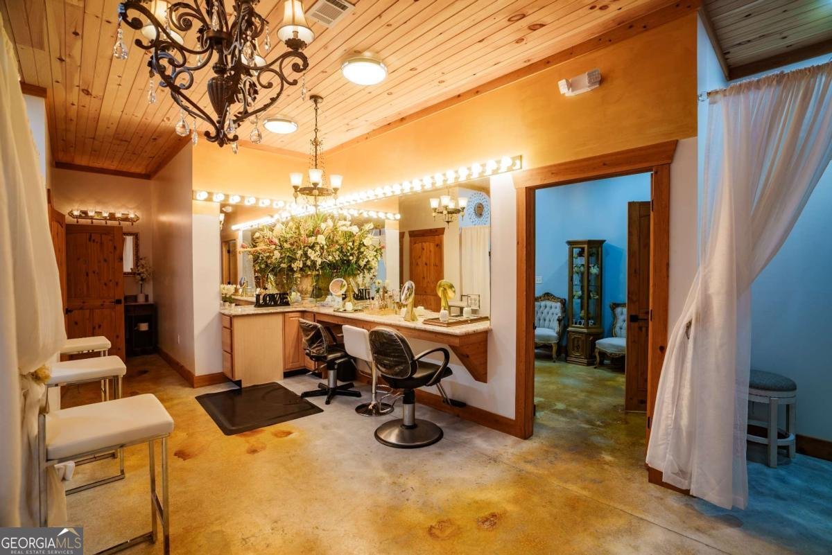 3817 Central Avenue Waycross - 43