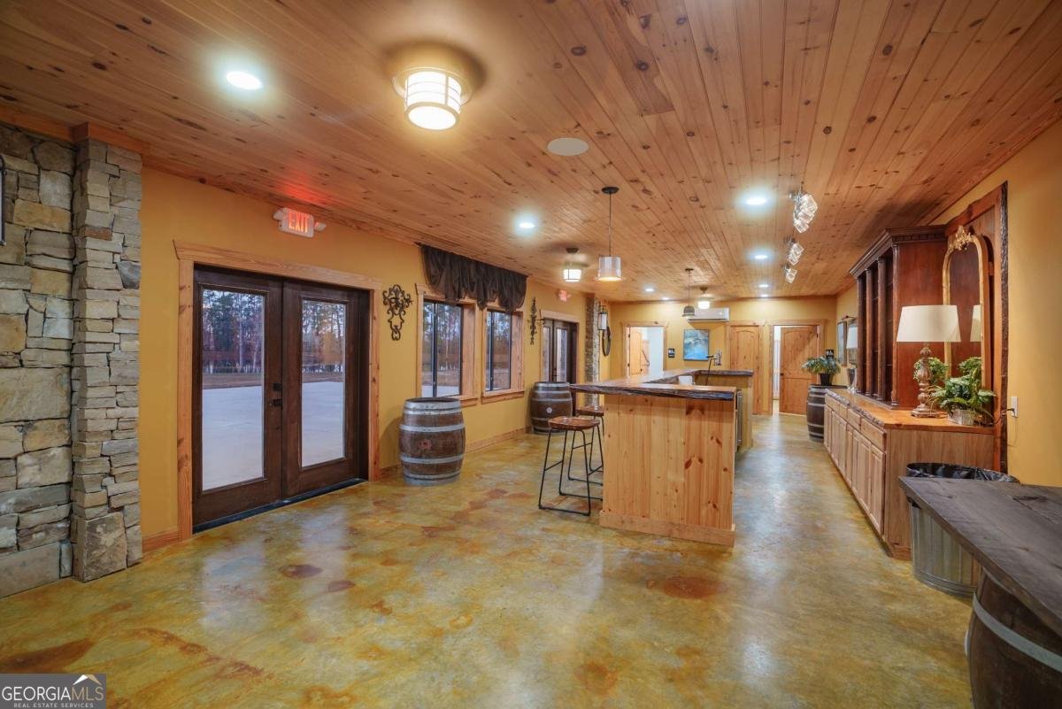 3817 Central Avenue Waycross - 48