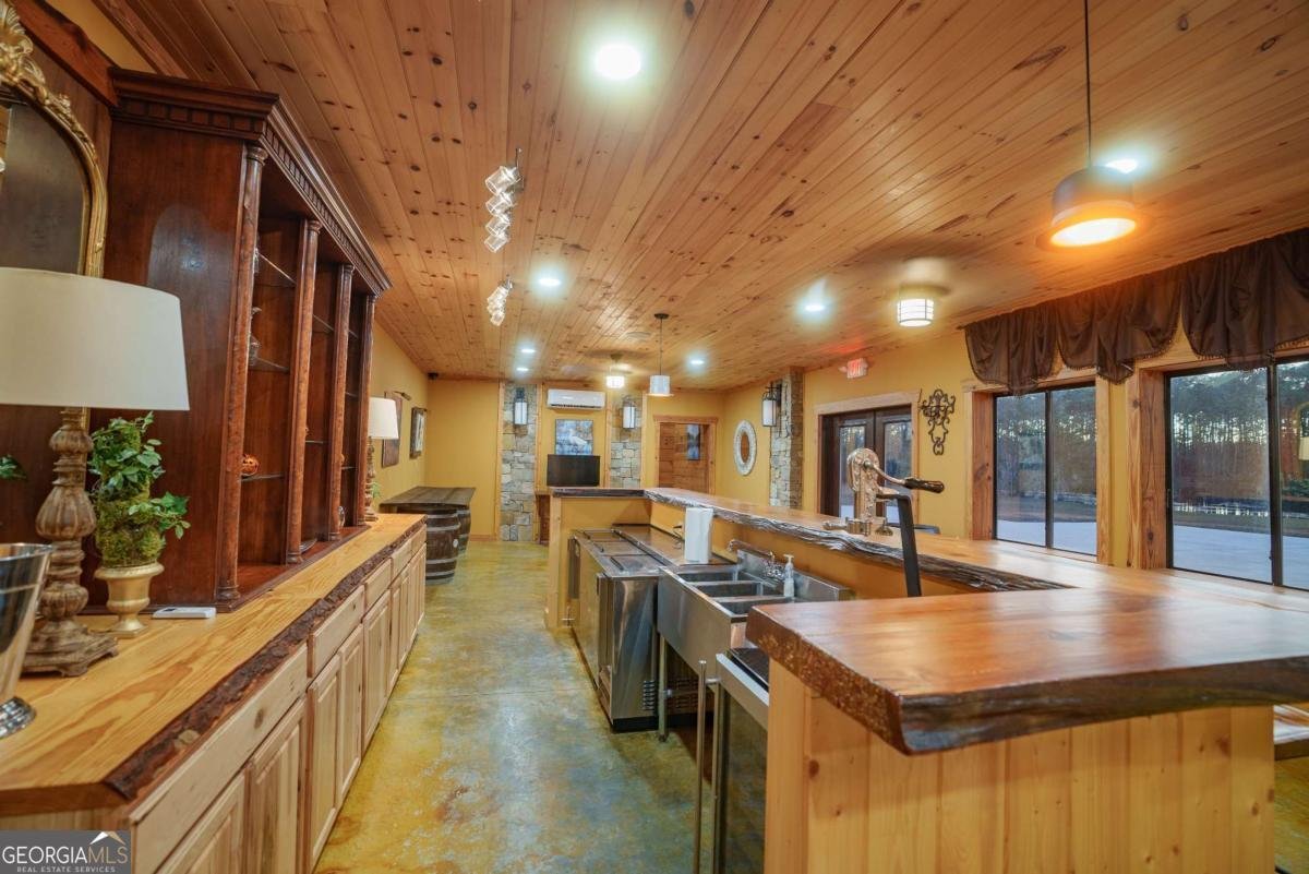 3817 Central Avenue Waycross - 50