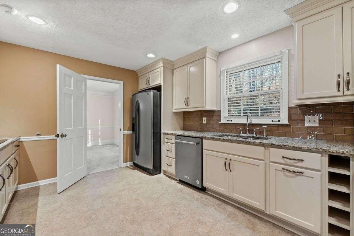 4116 River Cliff Chase Marietta - 11