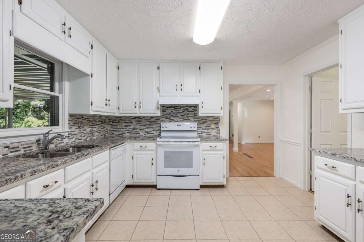 1051 Rock Springs Road Lawrenceville - 17