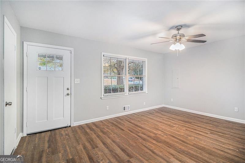 844 PARKSTONE Drive Stone Mountain - 4