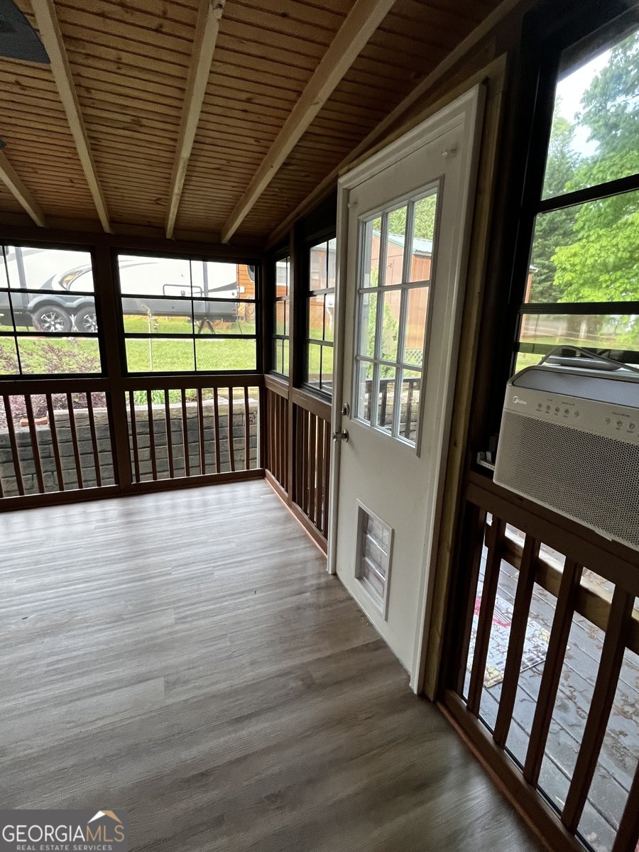 96 Stag Leap Drive Cleveland - 21