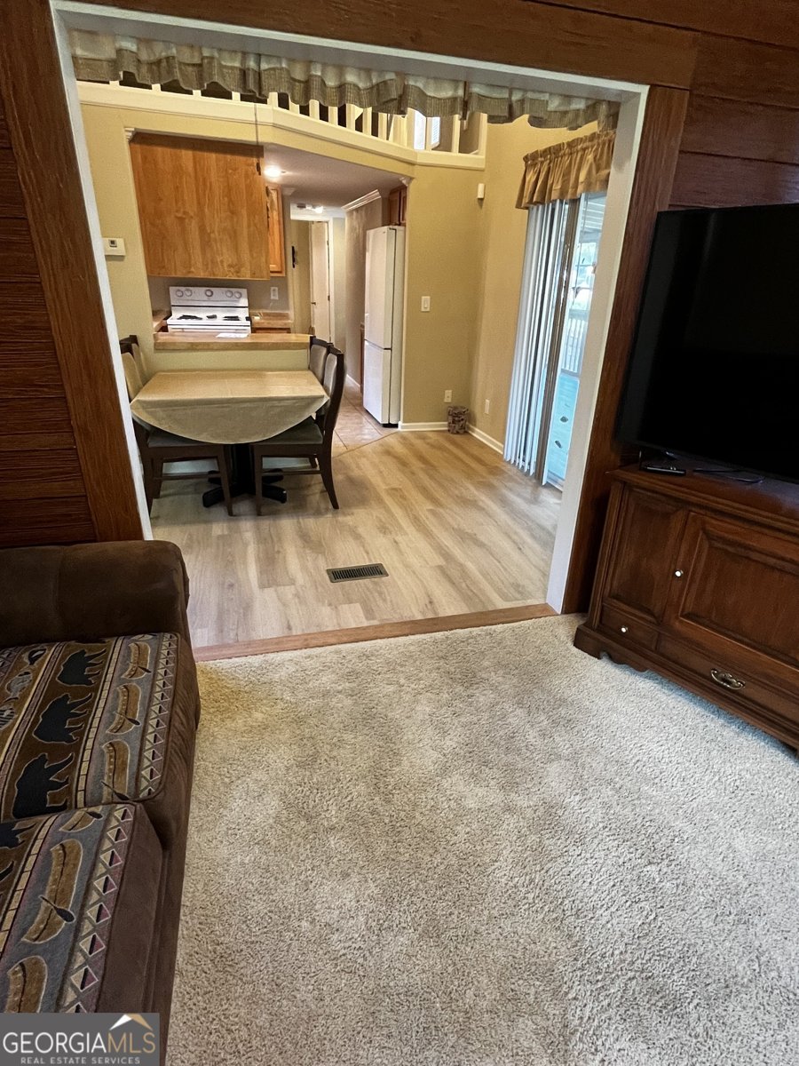 96 Stag Leap Drive Cleveland - 67