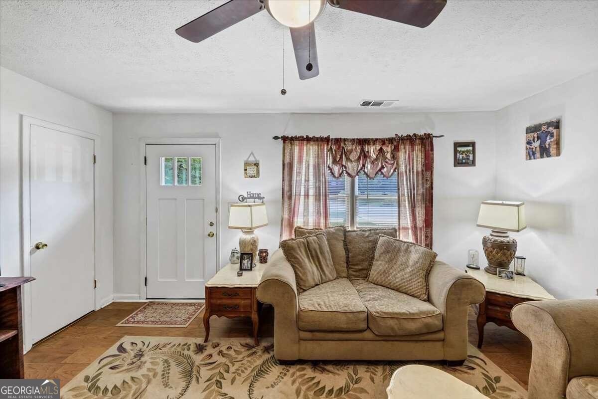 3569 Briar Drive Lithia Springs - 3