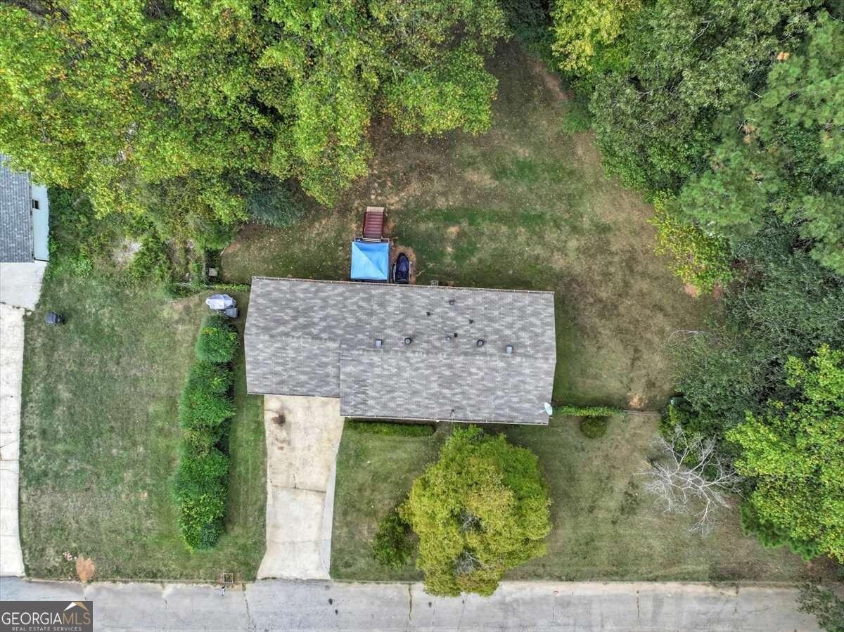 3569 Briar Drive Lithia Springs - 33