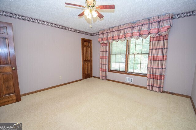 215 Creekside Trail Fayetteville - 35