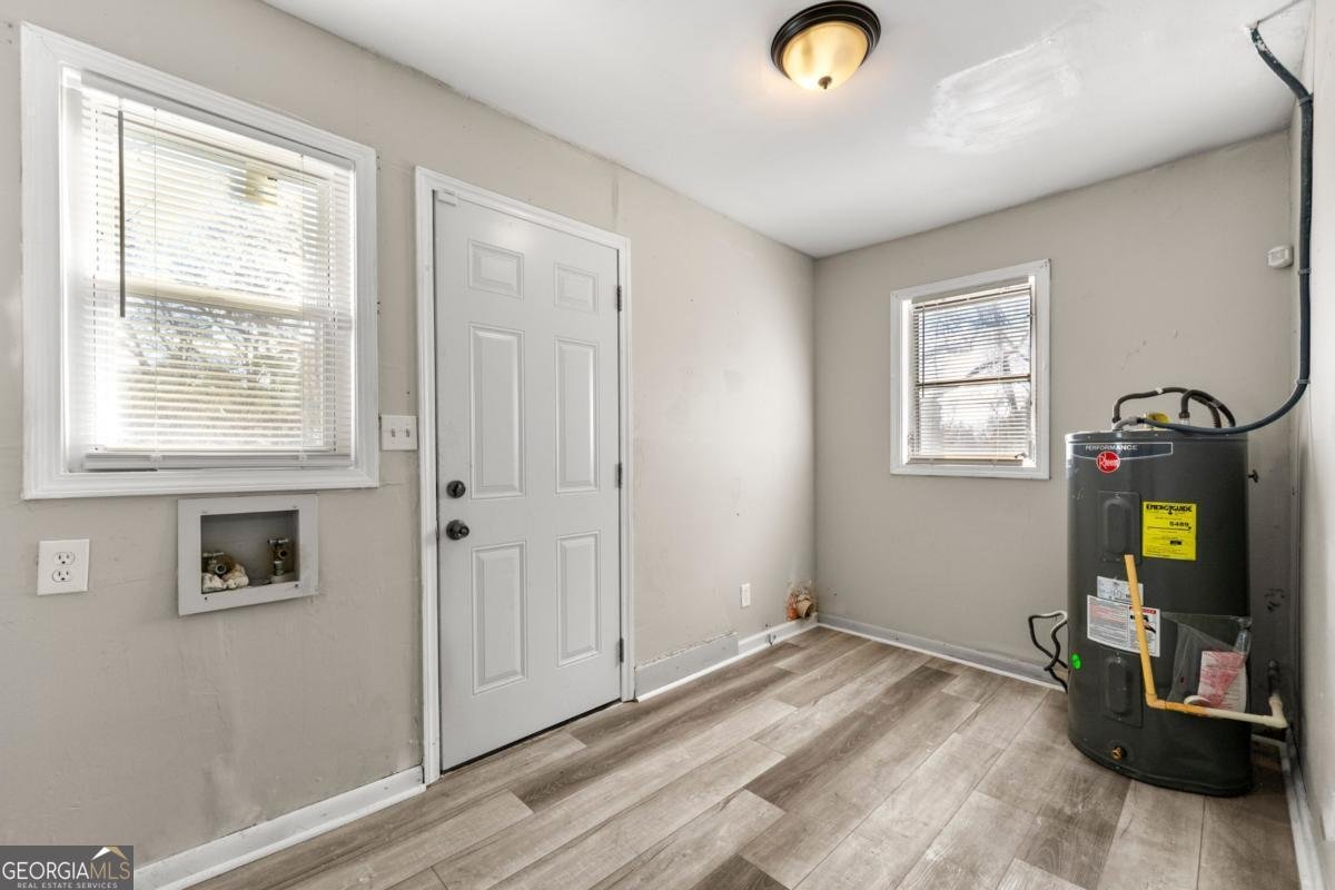 540 HAMILTON E HOLMES Drive Atlanta - 12
