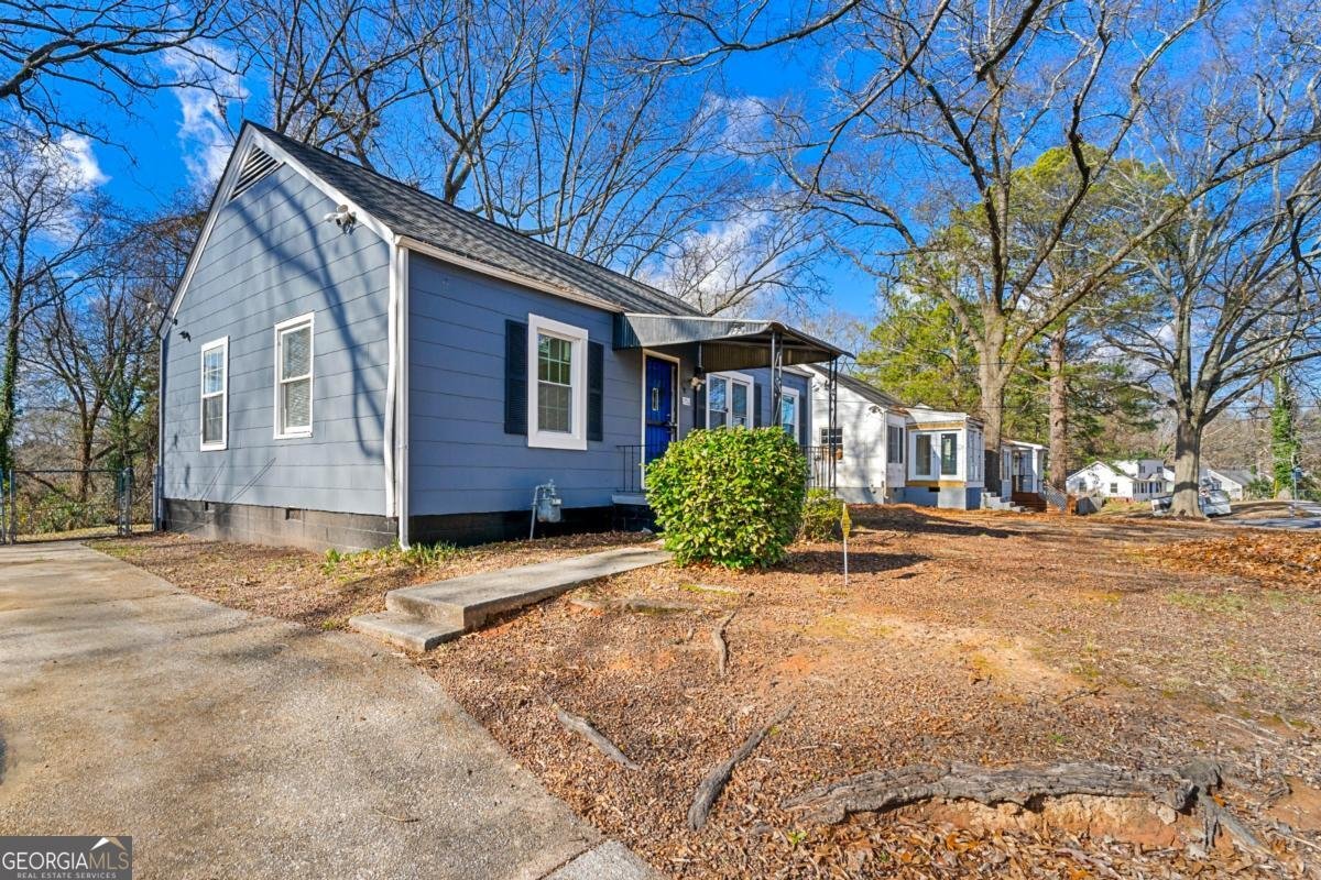 540 HAMILTON E HOLMES Drive Atlanta - 2