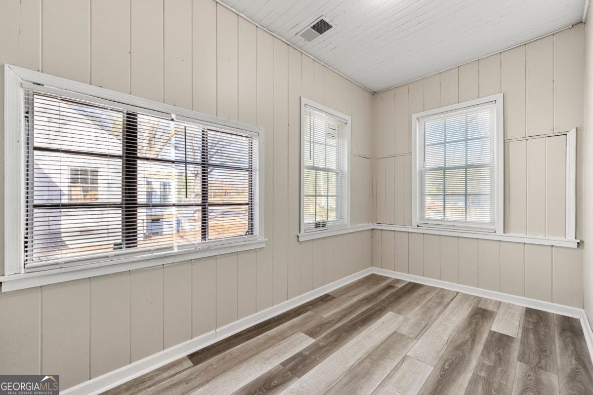 540 HAMILTON E HOLMES Drive Atlanta - 6