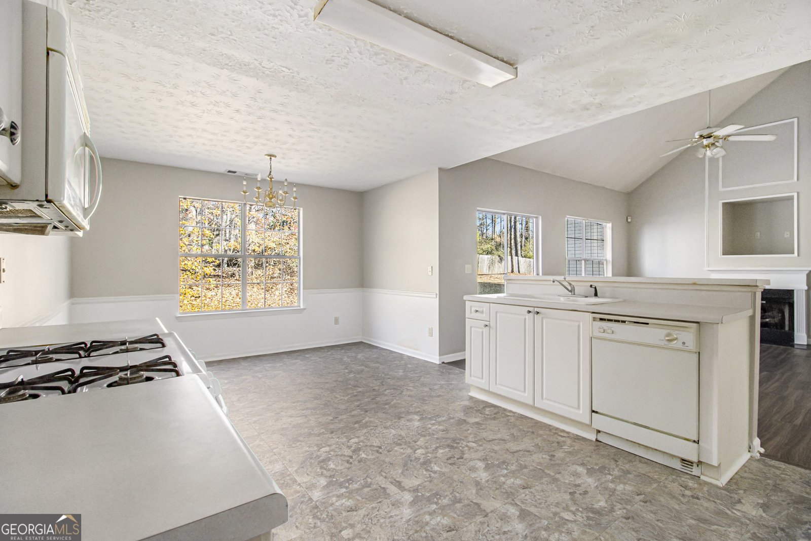 4260 Wesley Hall Drive Decatur - 12